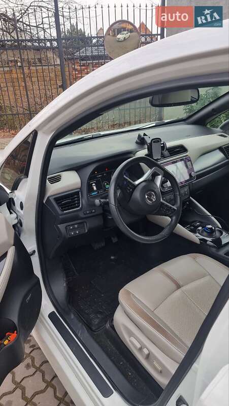 Хэтчбек Nissan Leaf 2020 в Одессе