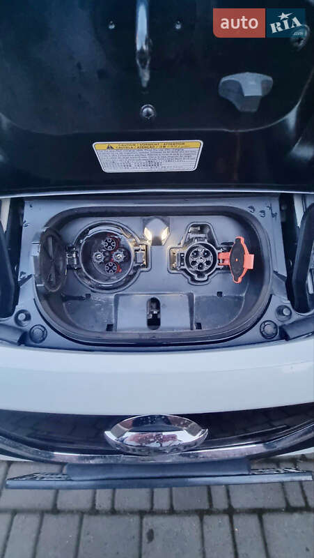 Хэтчбек Nissan Leaf 2020 в Одессе