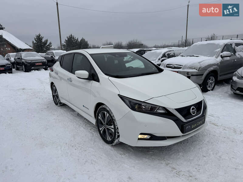 Хэтчбек Nissan Leaf 2018 в Ивано-Франковске