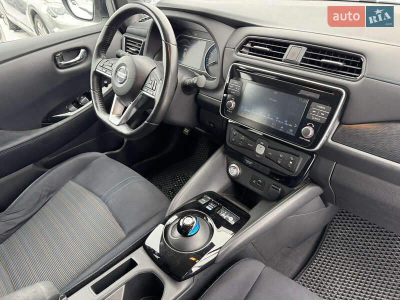 Хэтчбек Nissan Leaf 2018 в Ивано-Франковске