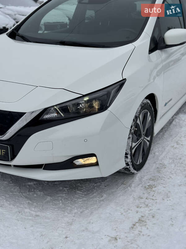 Хэтчбек Nissan Leaf 2018 в Ивано-Франковске