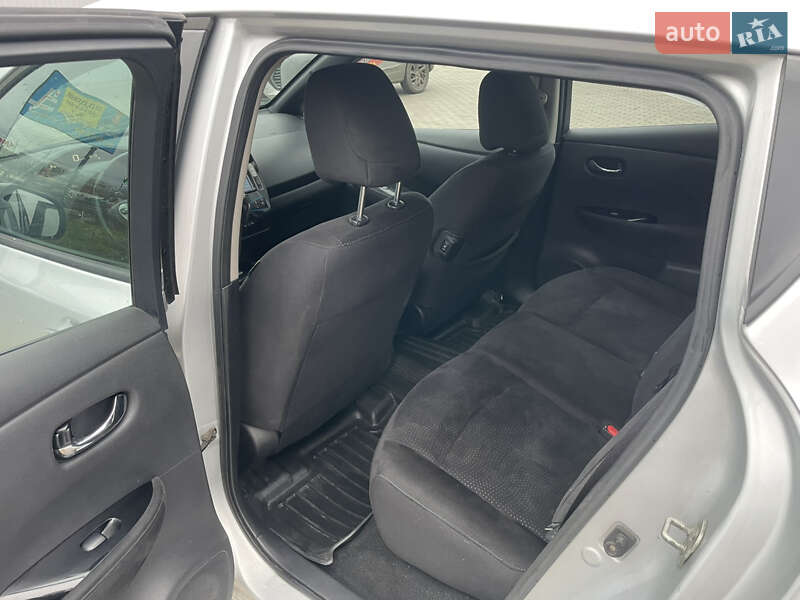 Хэтчбек Nissan Leaf 2013 в Полтаве
