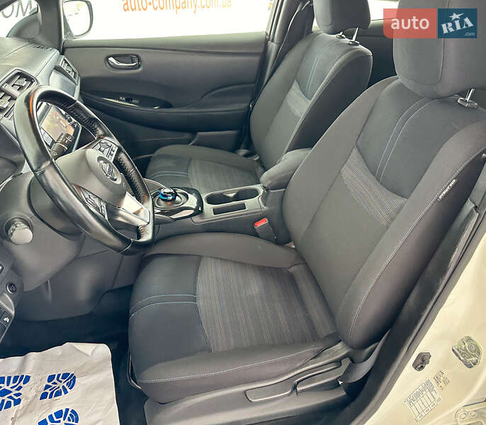 Хэтчбек Nissan Leaf 2018 в Львове