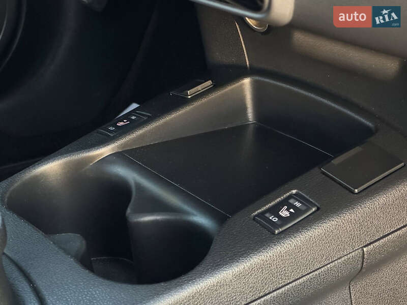 Хэтчбек Nissan Leaf 2016 в Львове фото 27 Хэтчбек Nissan Leaf 2016 в Львове