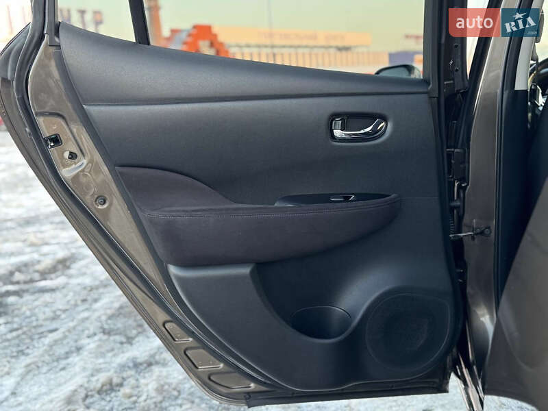 Хэтчбек Nissan Leaf 2016 в Львове фото 35 Хэтчбек Nissan Leaf 2016 в Львове