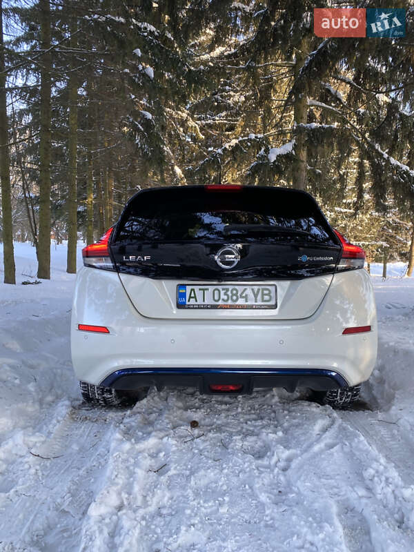 Хэтчбек Nissan Leaf 2018 в Бурштыне