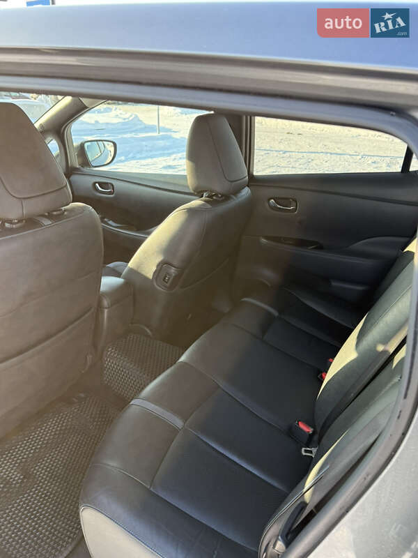 Хэтчбек Nissan Leaf 2019 в Луцке