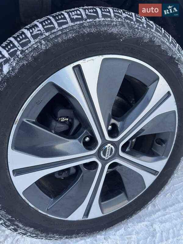 Хэтчбек Nissan Leaf 2019 в Днепре фото 19 Хэтчбек Nissan Leaf 2019 в Днепре