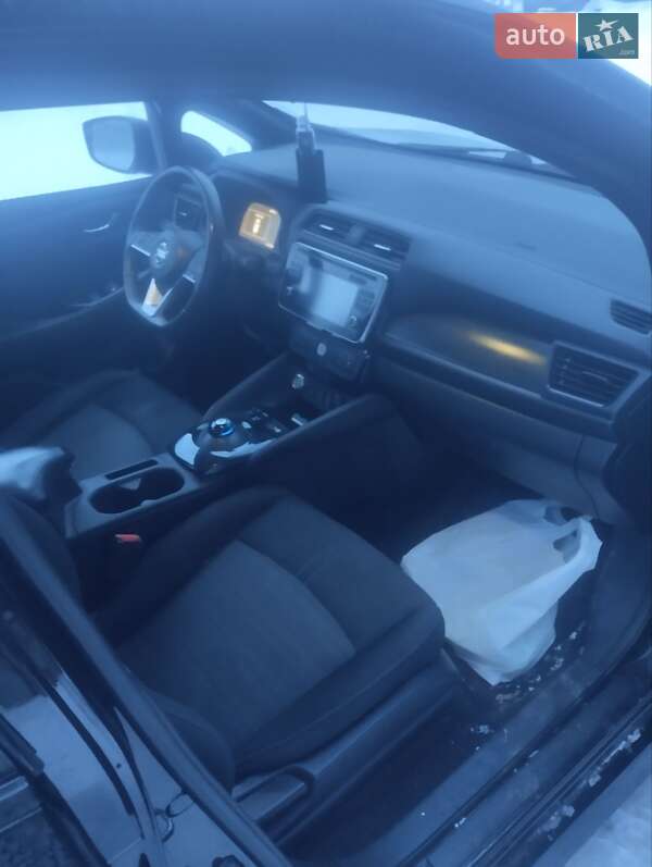 Хэтчбек Nissan Leaf 2018 в Ивано-Франковске