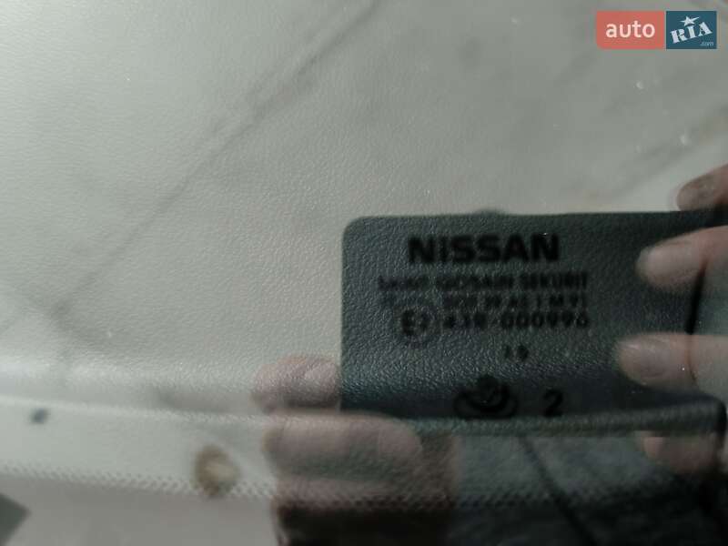 Хэтчбек Nissan Leaf 2016 в Ровно