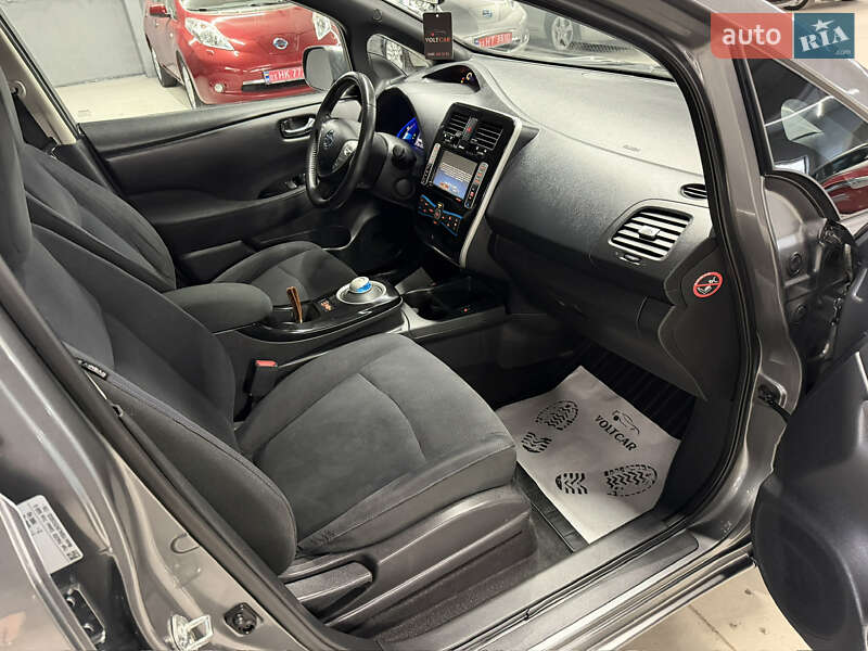 Хэтчбек Nissan Leaf 2016 в Владимире фото 10 Хэтчбек Nissan Leaf 2016 в Владимире