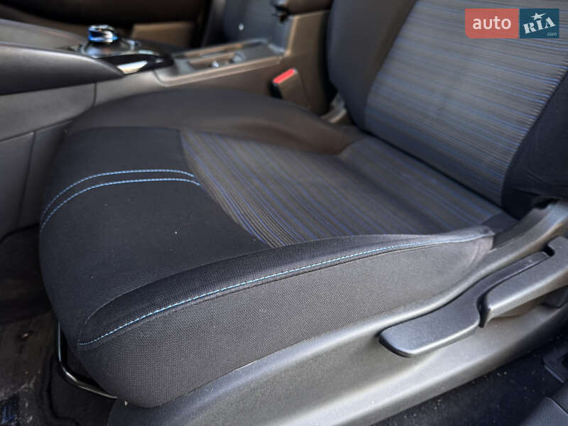 Хэтчбек Nissan Leaf 2018 в Ровно