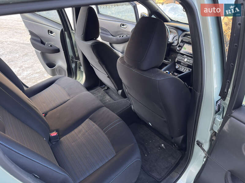 Хэтчбек Nissan Leaf 2018 в Ровно