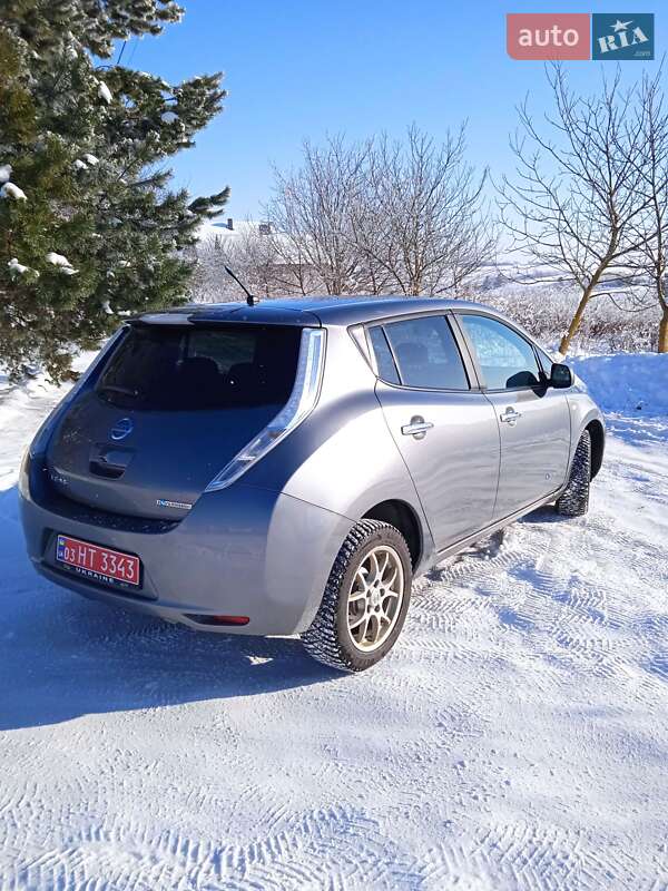Хэтчбек Nissan Leaf 2014 в Ровно фото 13 Хэтчбек Nissan Leaf 2014 в Ровно