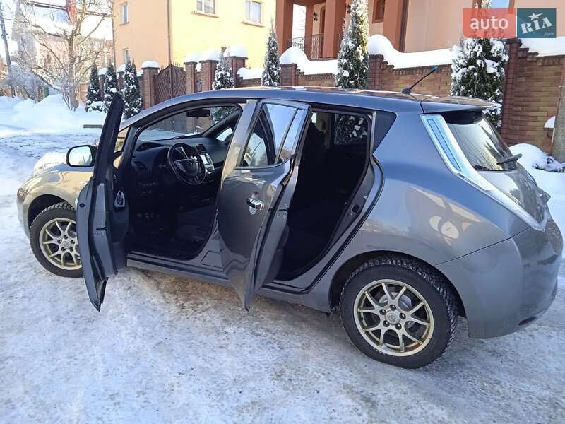 Хэтчбек Nissan Leaf 2014 в Ровно фото 31 Хэтчбек Nissan Leaf 2014 в Ровно