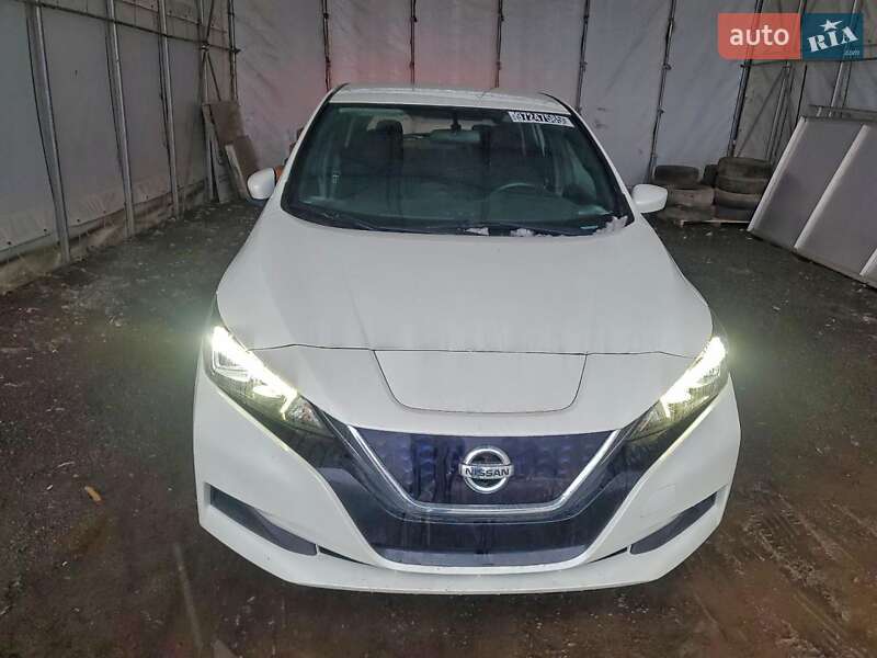 Хэтчбек Nissan Leaf 2018 в Тернополе