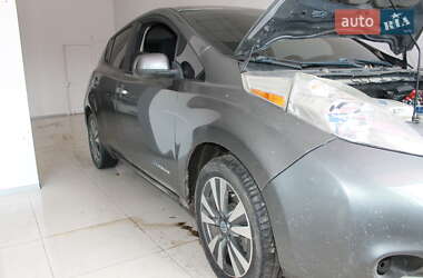 Хетчбек Nissan Leaf 2014 в Одесі
