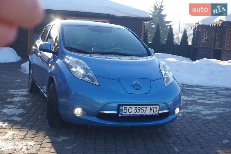 Хэтчбек Nissan Leaf 2011 в Самборе фото 3 Хэтчбек Nissan Leaf 2011 в Самборе
