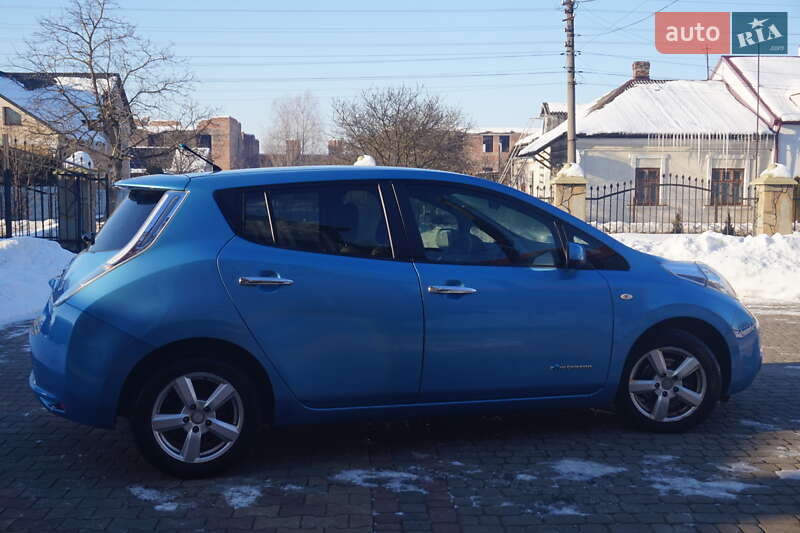 Хэтчбек Nissan Leaf 2011 в Самборе фото 6 Хэтчбек Nissan Leaf 2011 в Самборе