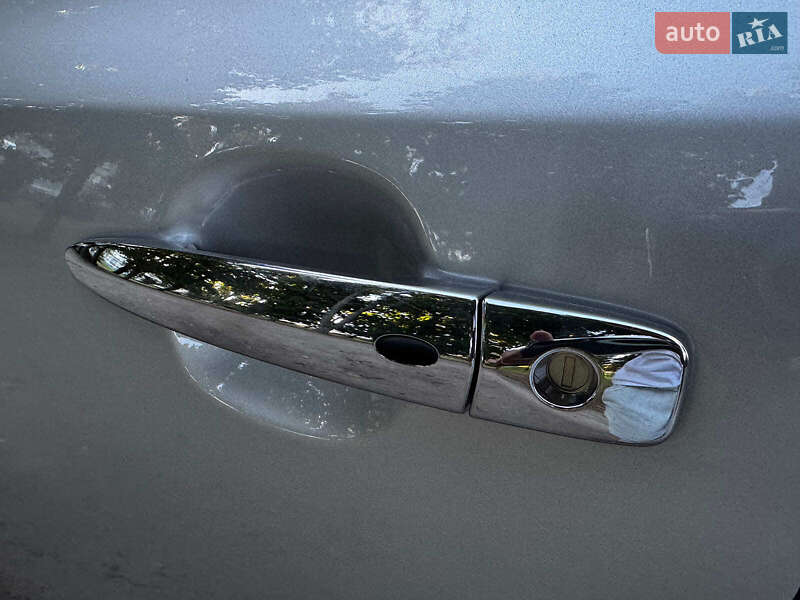 Хетчбек Nissan Leaf 2016 в Києві