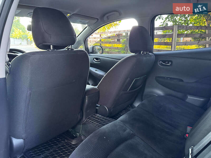 Хетчбек Nissan Leaf 2016 в Києві