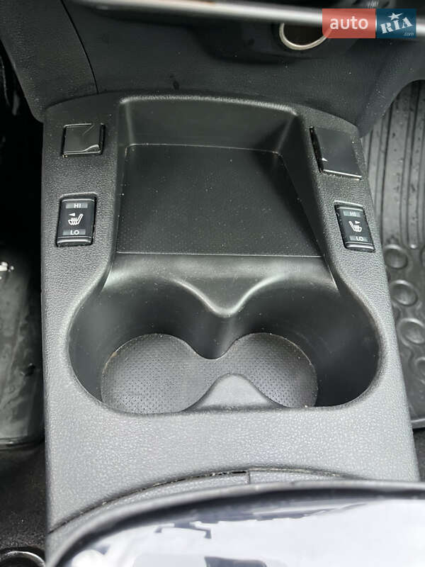 Хэтчбек Nissan Leaf 2016 в Львове фото 23 Хэтчбек Nissan Leaf 2016 в Львове