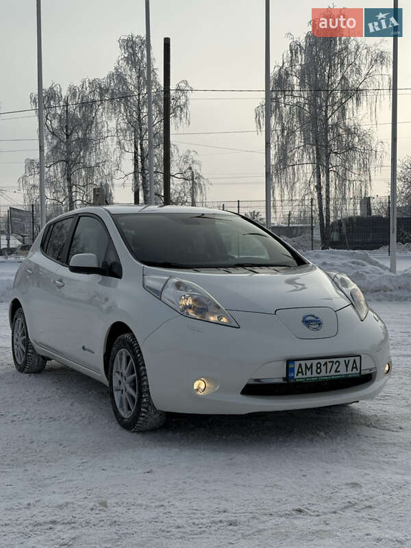 Хэтчбек Nissan Leaf 2014 в Житомире