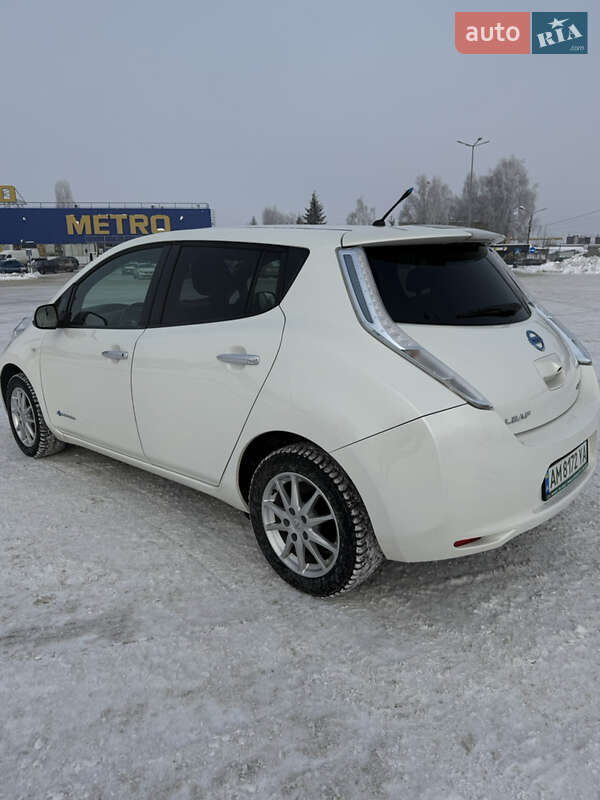 Хэтчбек Nissan Leaf 2014 в Житомире