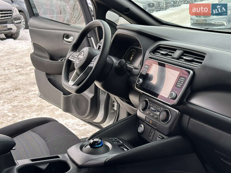 Хэтчбек Nissan Leaf 2024 в Харькове фото 23 Хэтчбек Nissan Leaf 2024 в Харькове