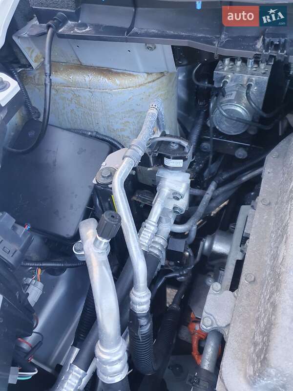 Хэтчбек Nissan Leaf 2013 в Горе фото 44 Хэтчбек Nissan Leaf 2013 в Горе