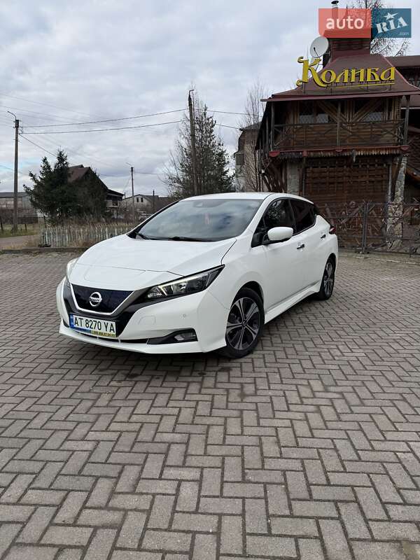Хэтчбек Nissan Leaf 2020 в Долине фото 18 Хэтчбек Nissan Leaf 2020 в Долине