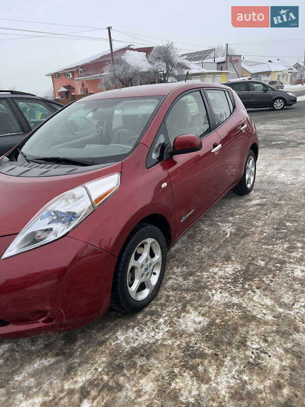 Nissan Leaf 2011