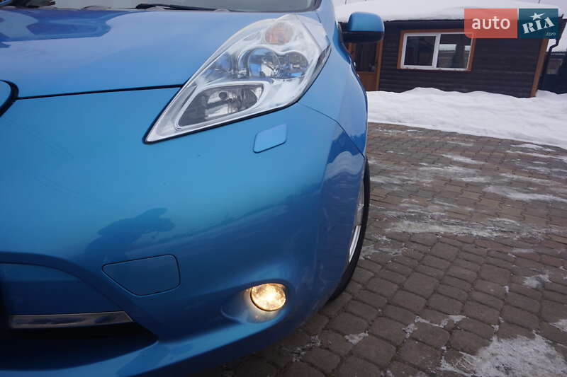 Хэтчбек Nissan Leaf 2011 в Самборе фото 23 Хэтчбек Nissan Leaf 2011 в Самборе