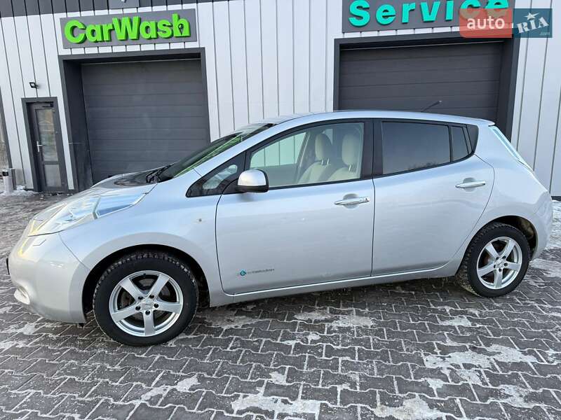 Хэтчбек Nissan Leaf 2012 в Владимире фото 6 Хэтчбек Nissan Leaf 2012 в Владимире