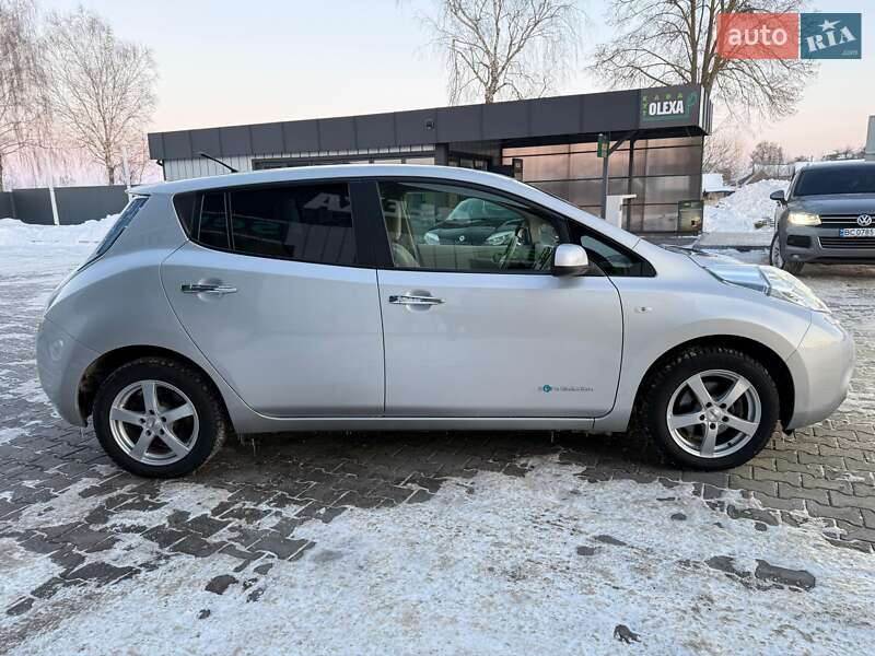 Хэтчбек Nissan Leaf 2012 в Владимире фото 17 Хэтчбек Nissan Leaf 2012 в Владимире