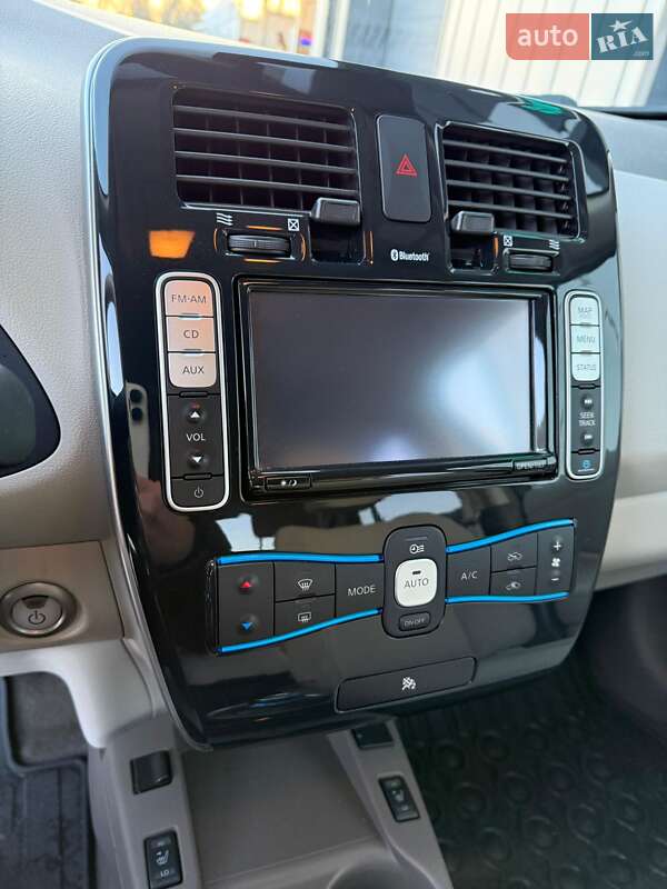 Хэтчбек Nissan Leaf 2012 в Владимире фото 38 Хэтчбек Nissan Leaf 2012 в Владимире