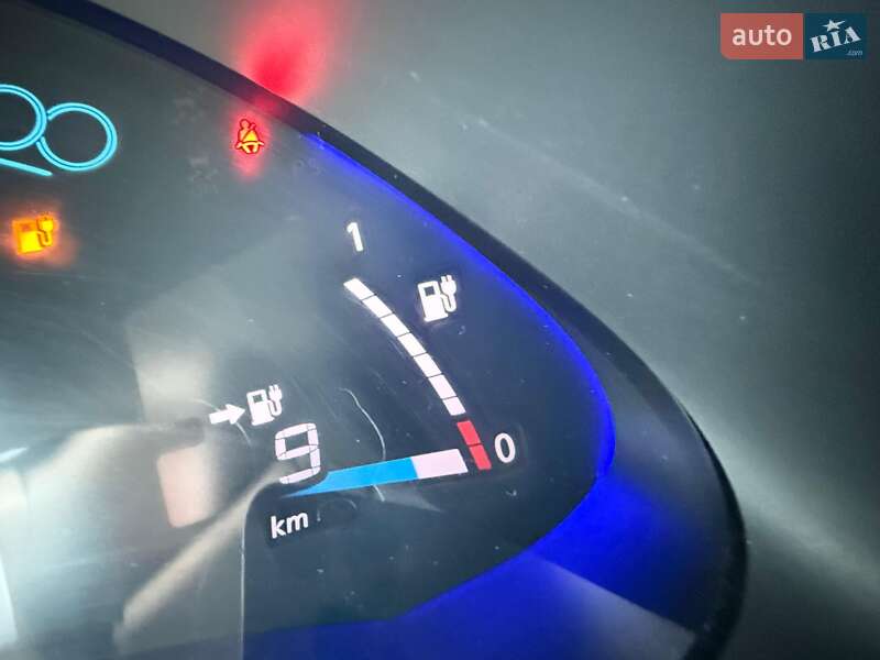 Хэтчбек Nissan Leaf 2012 в Владимире фото 42 Хэтчбек Nissan Leaf 2012 в Владимире