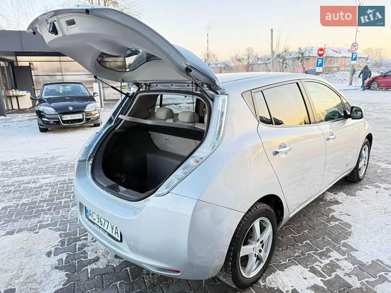 Хэтчбек Nissan Leaf 2012 в Владимире фото 58 Хэтчбек Nissan Leaf 2012 в Владимире