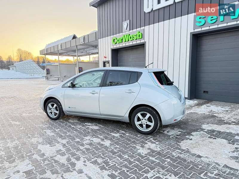 Хэтчбек Nissan Leaf 2012 в Владимире фото 81 Хэтчбек Nissan Leaf 2012 в Владимире