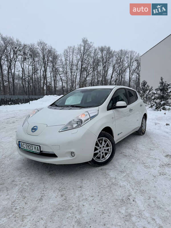Хэтчбек Nissan Leaf 2015 в Луцке фото 3 Хэтчбек Nissan Leaf 2015 в Луцке