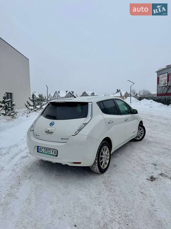 Хэтчбек Nissan Leaf 2015 в Луцке фото 8 Хэтчбек Nissan Leaf 2015 в Луцке