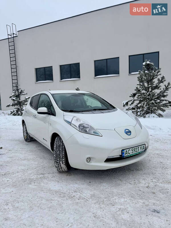 Хэтчбек Nissan Leaf 2015 в Луцке фото 13 Хэтчбек Nissan Leaf 2015 в Луцке