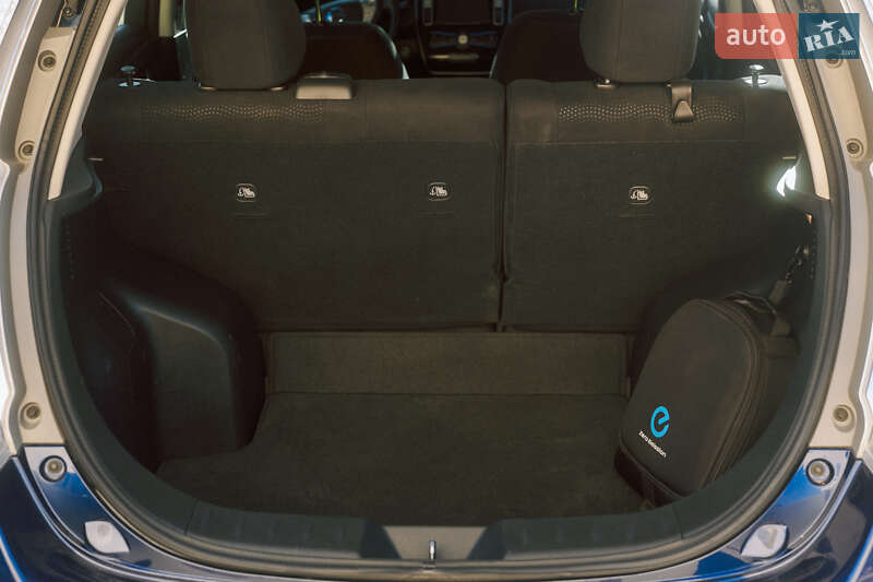 Хэтчбек Nissan Leaf 2016 в Измаиле фото 17 Хэтчбек Nissan Leaf 2016 в Измаиле