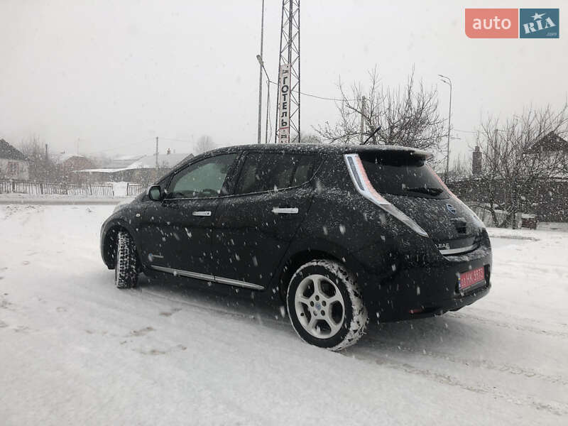 Хэтчбек Nissan Leaf 2014 в Казатине