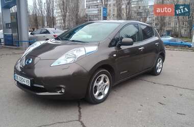 Хэтчбек Nissan Leaf 2017 в Николаеве