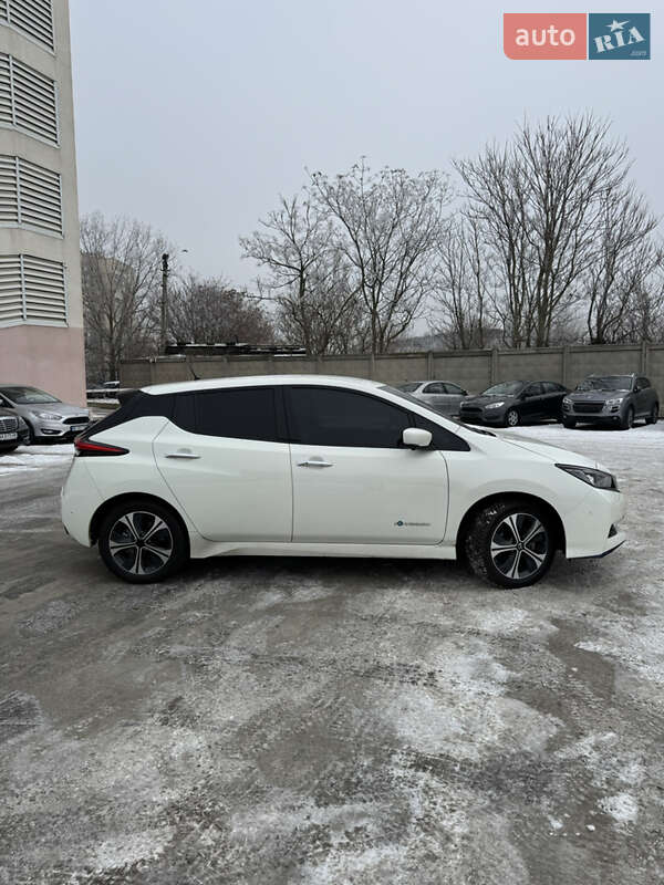 Хэтчбек Nissan Leaf 2019 в Одессе