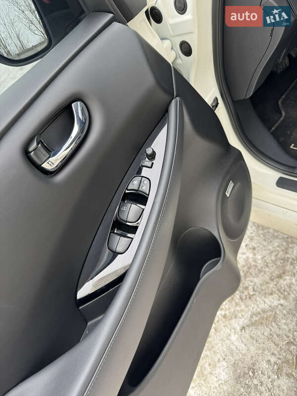 Хэтчбек Nissan Leaf 2019 в Одессе