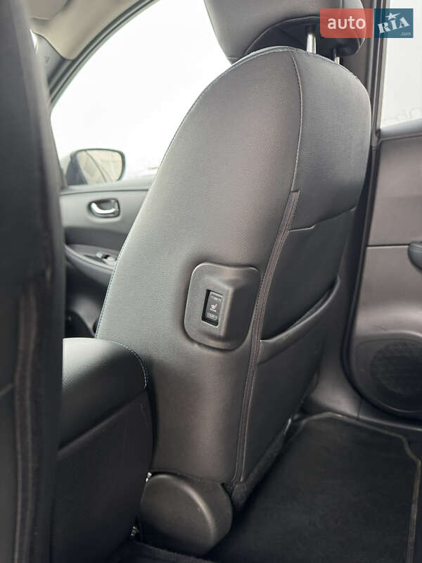 Хэтчбек Nissan Leaf 2019 в Одессе