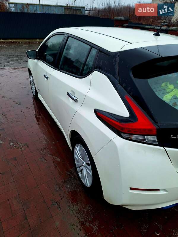 Хетчбек Nissan Leaf 2019 в Рівному