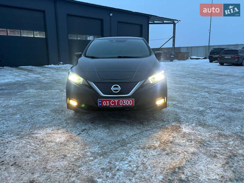 Хэтчбек Nissan Leaf 2018 в Владимире